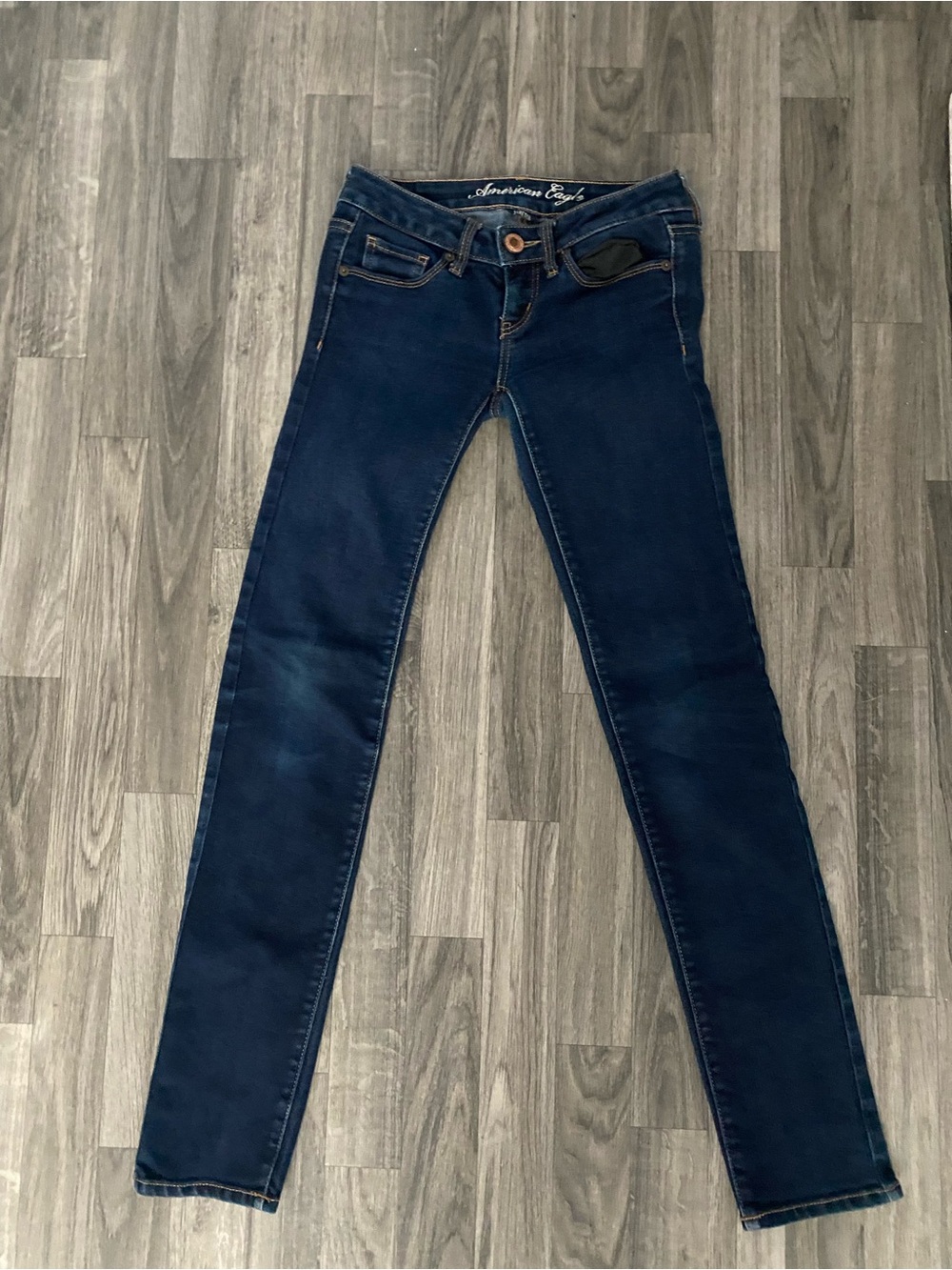 American Eagle Outfitters Women's Dark Blue Skinny Jeans size 0